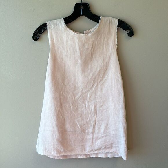 majestic filatures Tops - Majestic Filatures Deluxe Tee shirt size pink small